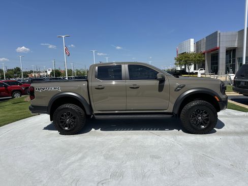 Used 2025 Ford Ranger Raptor image 11