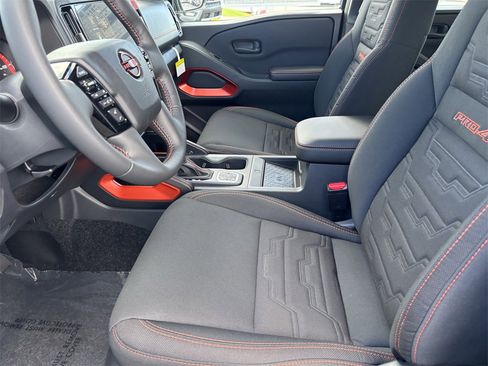 New 2026 Nissan Frontier PRO-4X w/ Pro-4x Convenience Package image 14