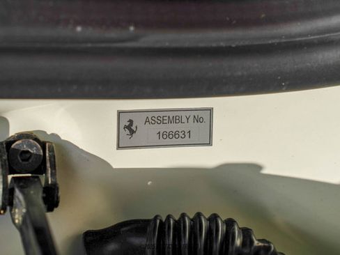 Used 2019 Ferrari 812 Superfast image 95