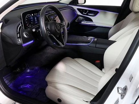 Used 2024 Mercedes-Benz E 350 4MATIC Sedan image 29