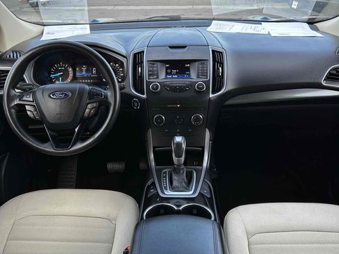 Used 2016 Ford Edge SE image 23