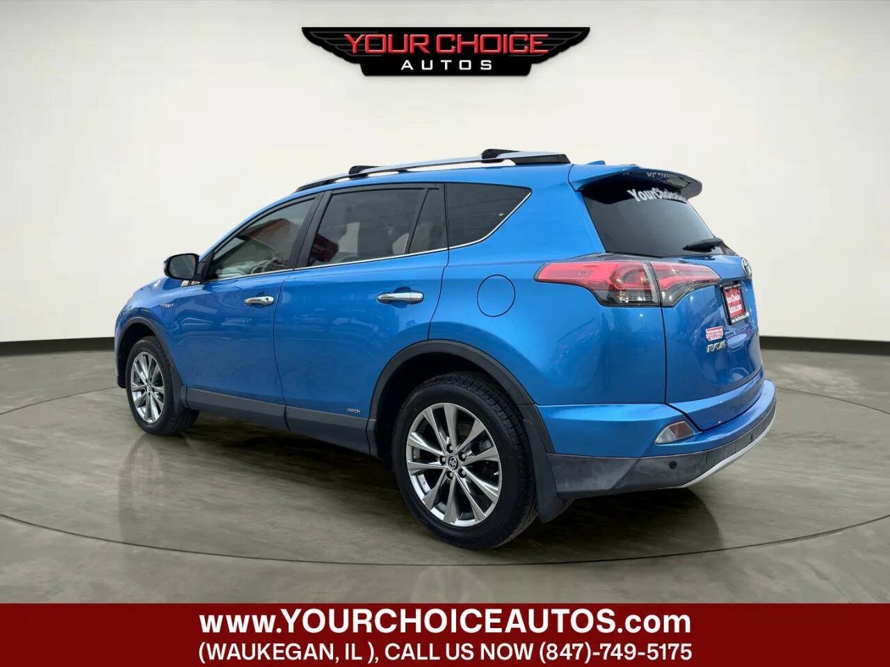 Used 2018 Toyota RAV4 Limited AWD/4WD image 3