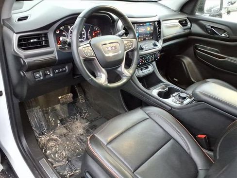 Used 2023 GMC Acadia AT4 w/ Technology Package image 3