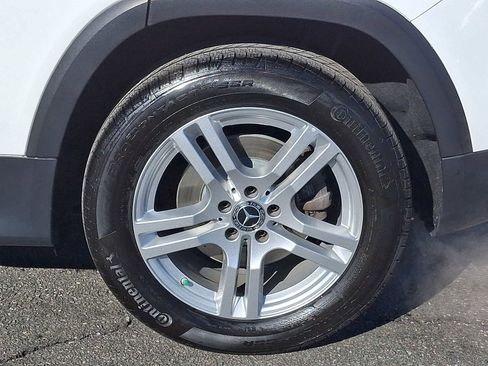 Used 2022 Mercedes-Benz GLB 250 4MATIC image 7