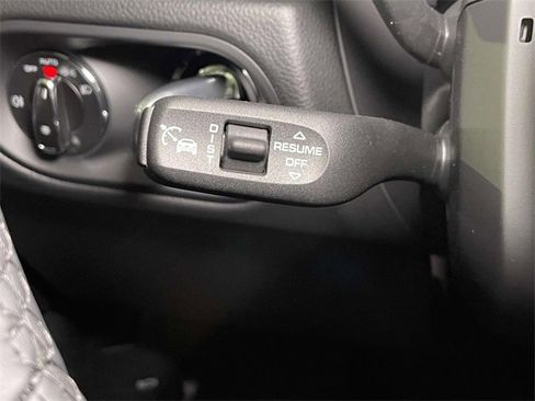 New 2026 Porsche Macan image 41