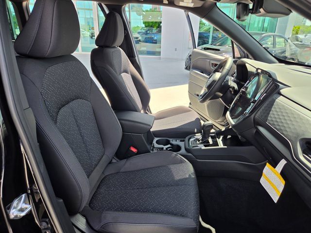 Used 2025 Subaru Forester Premium AWD/4WD image 25