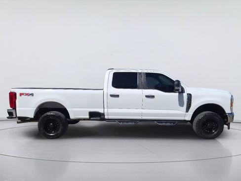 Used 2023 Ford F250 XL w/ FX4 Off-Road Package AWD/4WD image 6