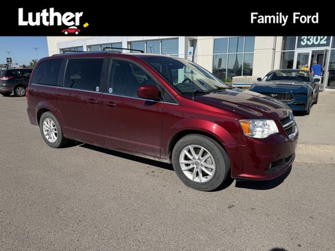 Used 2018 Dodge Grand Caravan SXT FWD image 1