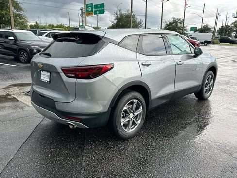 Certified 2025 Chevrolet Blazer LT FWD image 5