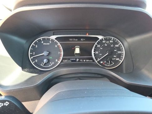 Used 2025 Nissan Rogue S image 16