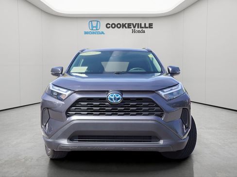 Used 2024 Toyota RAV4 LE AWD/4WD image 4