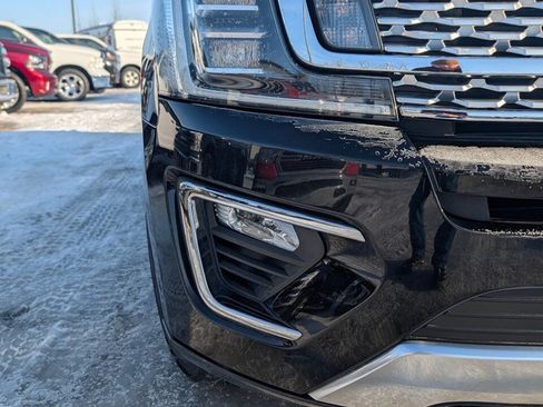 Used 2018 Ford Expedition Platinum AWD/4WD image 3