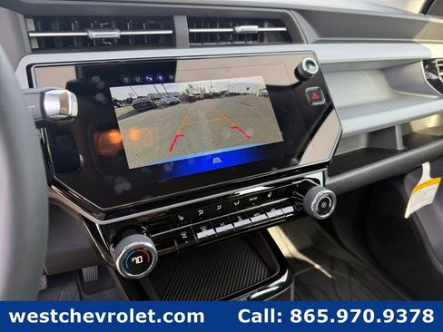 New 2027 Chevrolet Bolt LT w/ Comfort Package FWD image 19