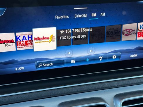 Used 2025 Mercedes-Benz GLE 350 4MATIC image 21