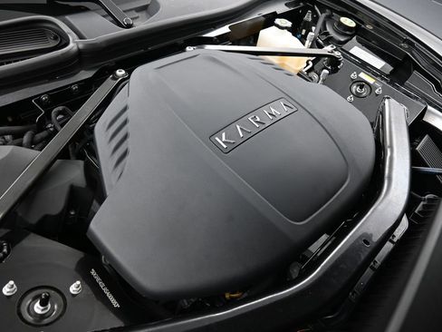 New 2025 Karma Revero Luxury RWD image 33