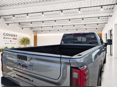 New 2026 GMC Sierra 3500 Denali Ultimate w/ LPO, Black Badging Package AWD/4WD image 46