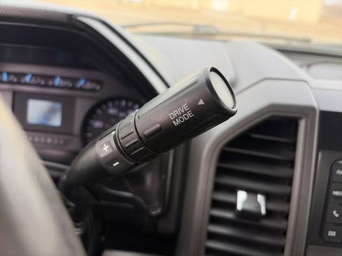 Used 2022 Ford F250 XL w/ Power Equipment Group AWD/4WD image 32
