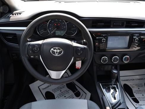 Used 2016 Toyota Corolla L FWD image 5