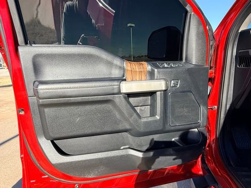 Used 2020 Ford F150 Lariat image 21