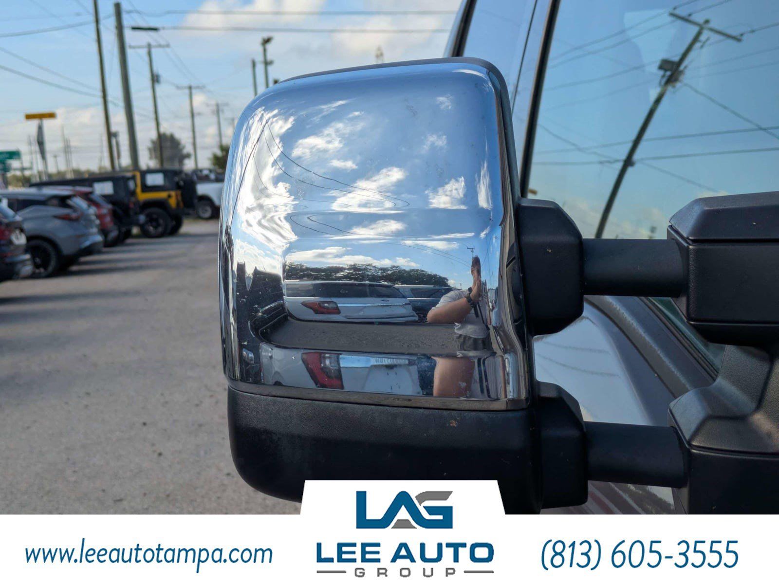 Used 2016 Nissan Titan SL RWD image 11