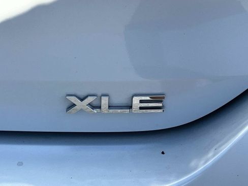 Used 2026 Toyota Highlander XLE AWD/4WD image 9