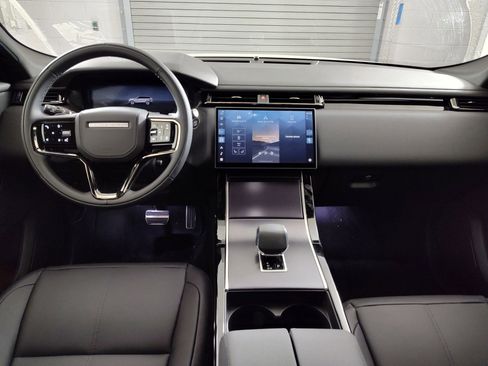 Used 2026 Land Rover Range Rover Velar Dynamic SE image 13