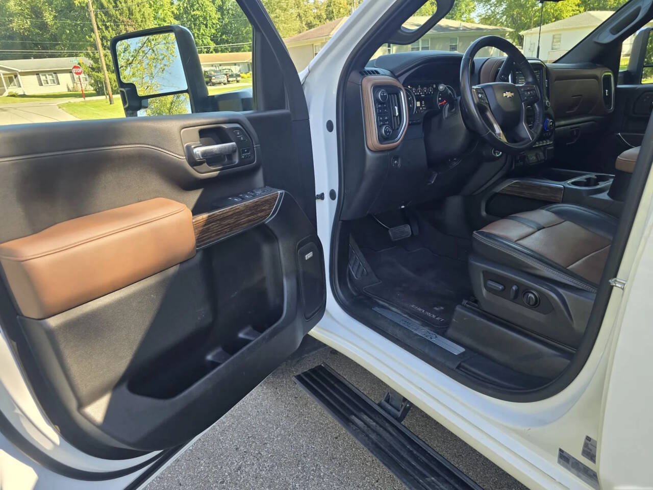 Used 2022 Chevrolet Silverado 3500 High Country w/ Z71 Off-Road Package AWD/4WD image 41