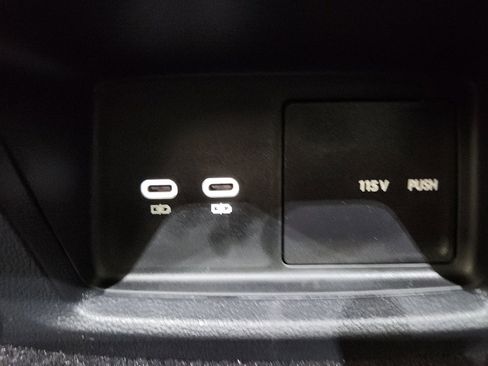 New 2026 Volkswagen Atlas SE image 33