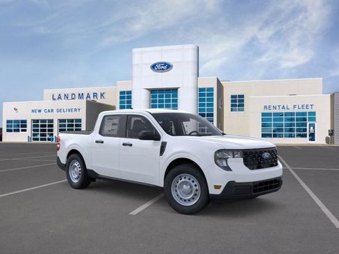 New 2025 Ford Maverick XL image 7