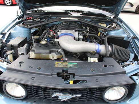 Used 2006 Ford Mustang GT RWD image 34