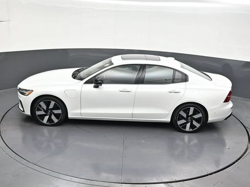 Certified 2024 Volvo S60 T8 Plus AWD/4WD image 18