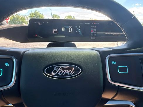Used 2025 Ford Expedition Tremor AWD/4WD image 20