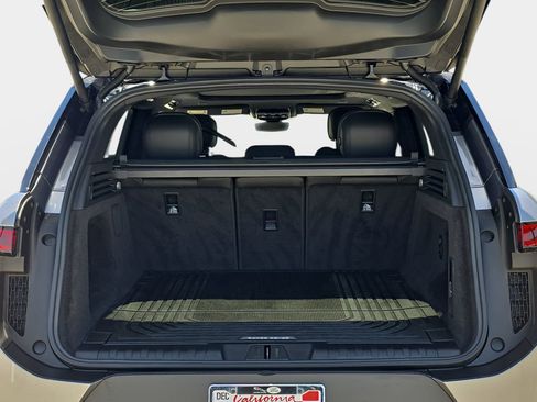 Certified 2025 Land Rover Range Rover Sport SE AWD/4WD image 12