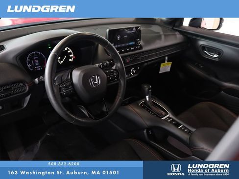 Used 2024 Honda HR-V Sport image 8