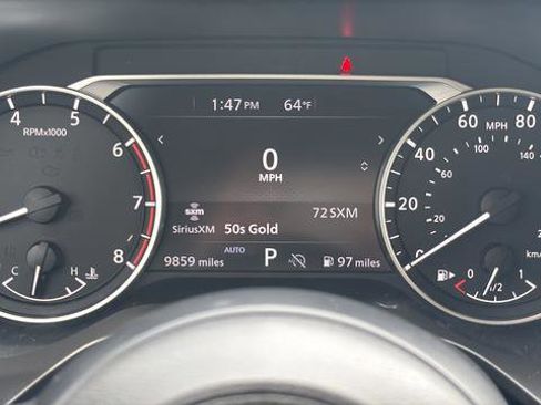 Used 2024 Nissan Rogue SV w/ SV Premium Package AWD/4WD image 10