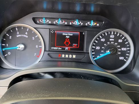 Used 2019 Ford Expedition XLT w/ Equipment Group 201A RWD image 6