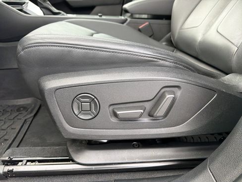 Used 2022 Audi Q3 2.0T Premium image 25