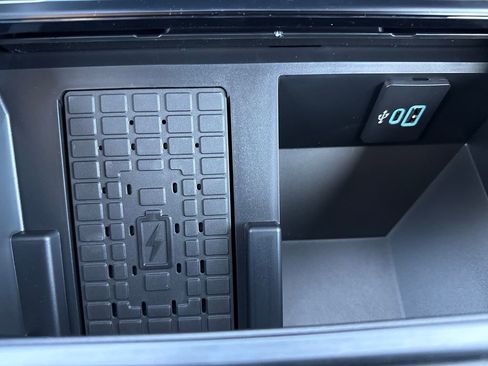 New 2026 Ford F250 Platinum image 39