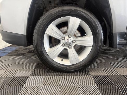 Used 2016 Jeep Compass Latitude AWD/4WD image 22