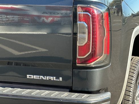 Used 2017 GMC Sierra 1500 Denali w/ Denali Ultimate Package image 23