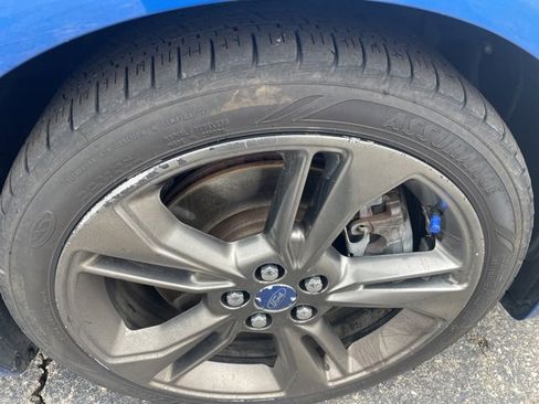 Used 2017 Ford Fusion Sport w/ Equipment Group 401A image 18