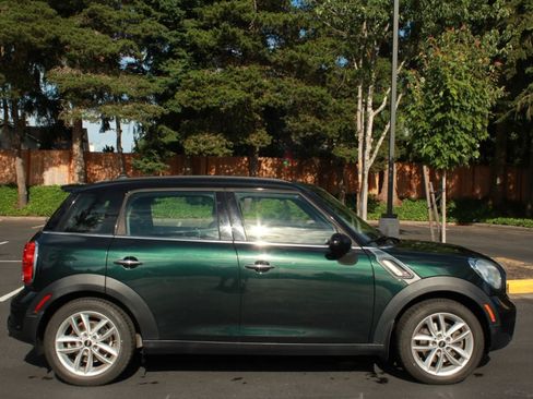 Used 2014 MINI Cooper Countryman S FWD image 8