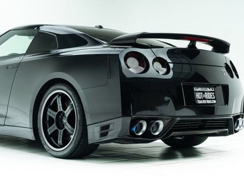 Used 2014 Nissan GT-R Track Edition AWD/4WD image 21