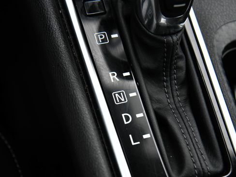 Used 2024 Nissan Sentra SV image 24