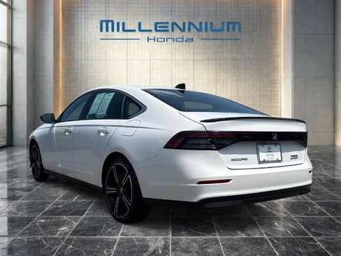 Used 2023 Honda Accord Sport image 3