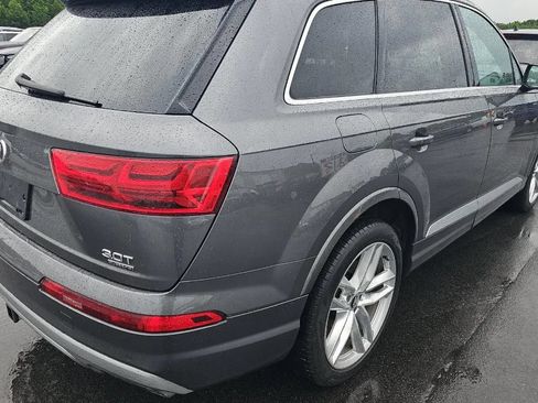 Used 2018 Audi Q7 3.0T Prestige AWD/4WD image 3