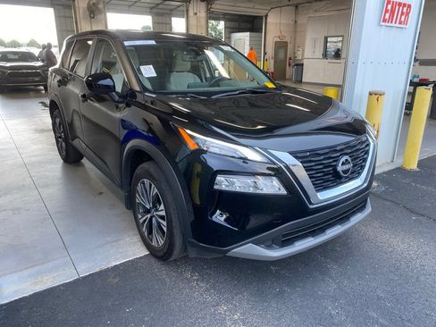 Used 2023 Nissan Rogue SV AWD/4WD image 1