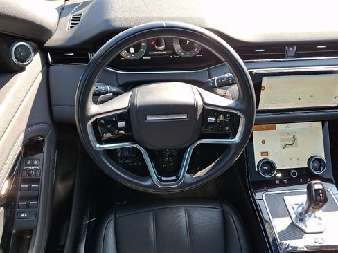 Used 2023 Land Rover Range Rover Evoque R-Dynamic SE AWD/4WD image 11