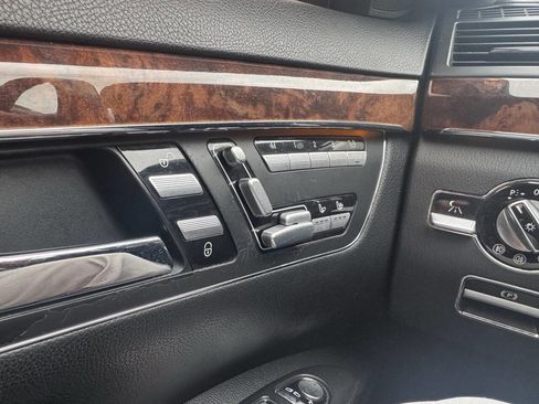 Used 2008 Mercedes-Benz S 63 AMG image 39