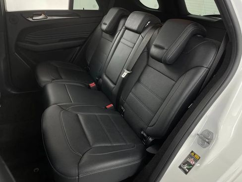 Used 2019 Mercedes-Benz GLE 43 AMG 4MATIC image 33